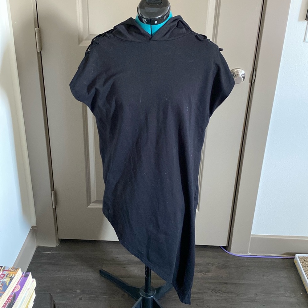 Killstar black short sleeve black hooded dress